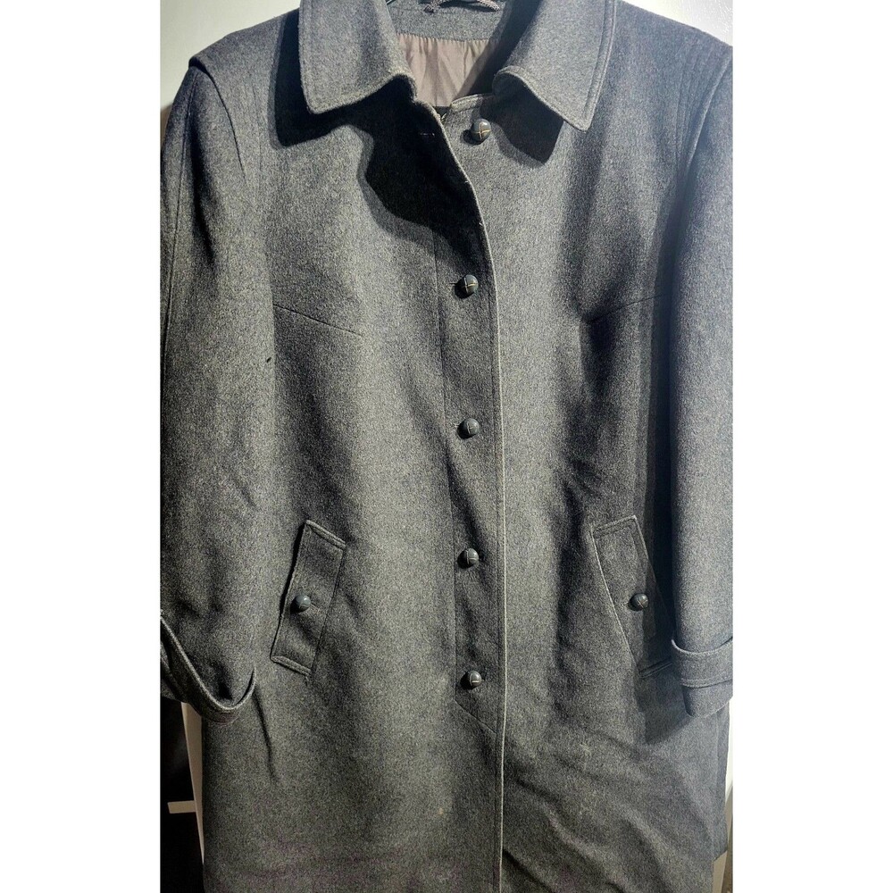 Men's Lodenfrey Peacoat Lined Gray Wool Size M. Chest: 40" & Length: 38" EUC - Picture 2 of 9